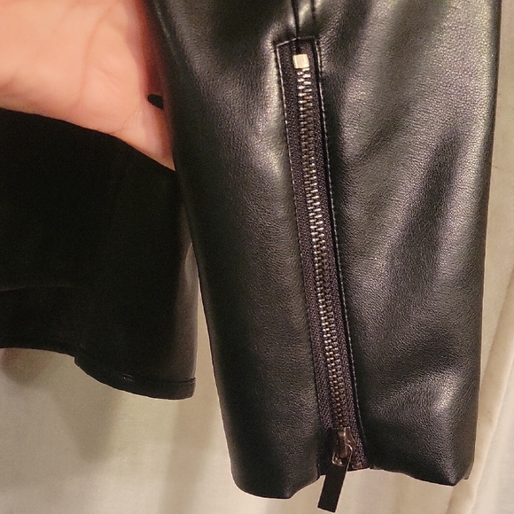 Bagatelle Women's Black Leather Jacket - Picture 5 of 9